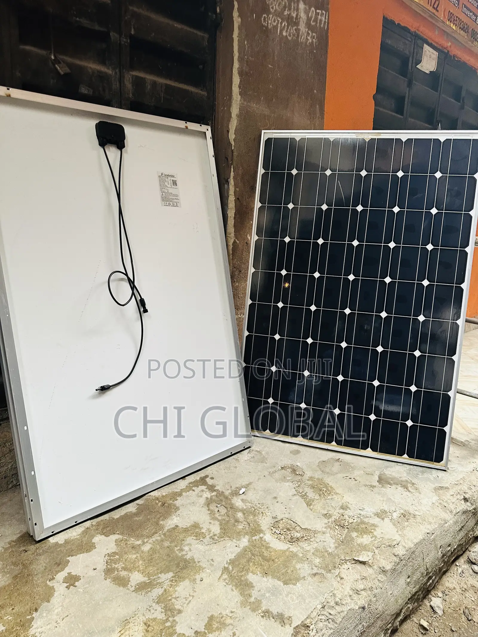 Canadian 300w Solar Panel