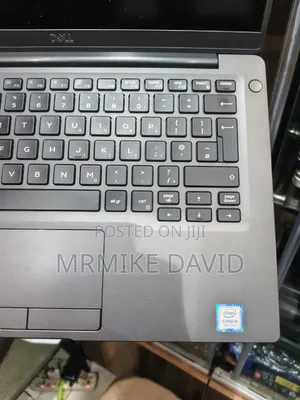 Laptop Dell Latitude 7400 8GB Intel Core i5 SSD 256GB