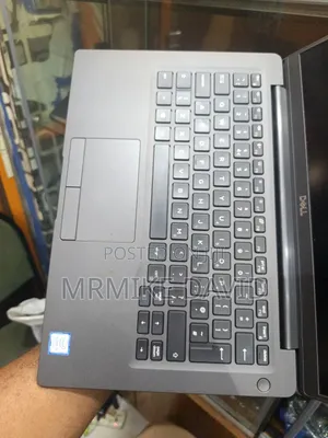 Laptop Dell Latitude 7400 8GB Intel Core i5 SSD 256GB