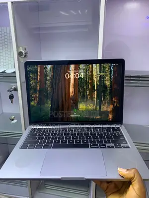 Laptop Apple MacBook Pro 2020 32GB Intel Core i7 SSD 1T