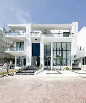 5bdrm Mansion in Osapa London, Lagos Island / Lagos Island for sale