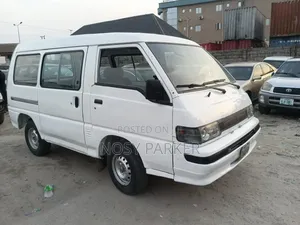 Mitsubishi L300 2002 White