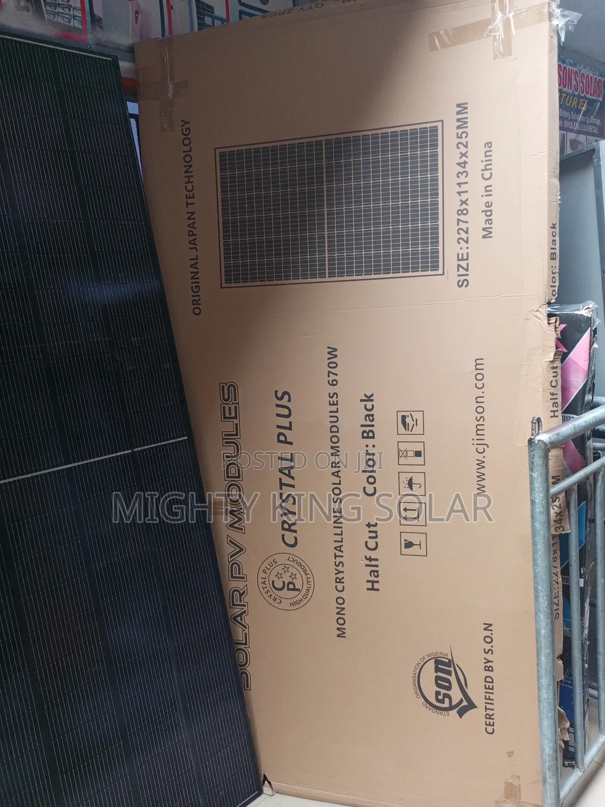 670 Watts Crystal Plus New Black