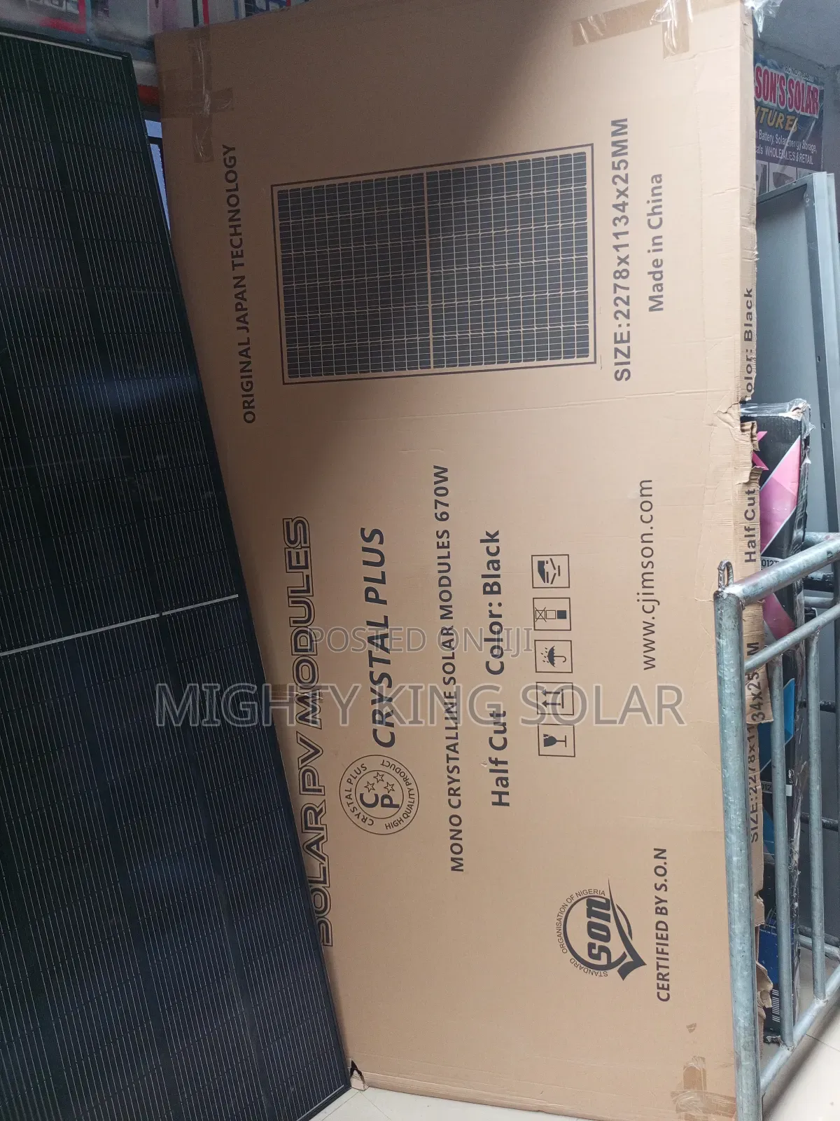 670 Watts Crystal Plus New Black
