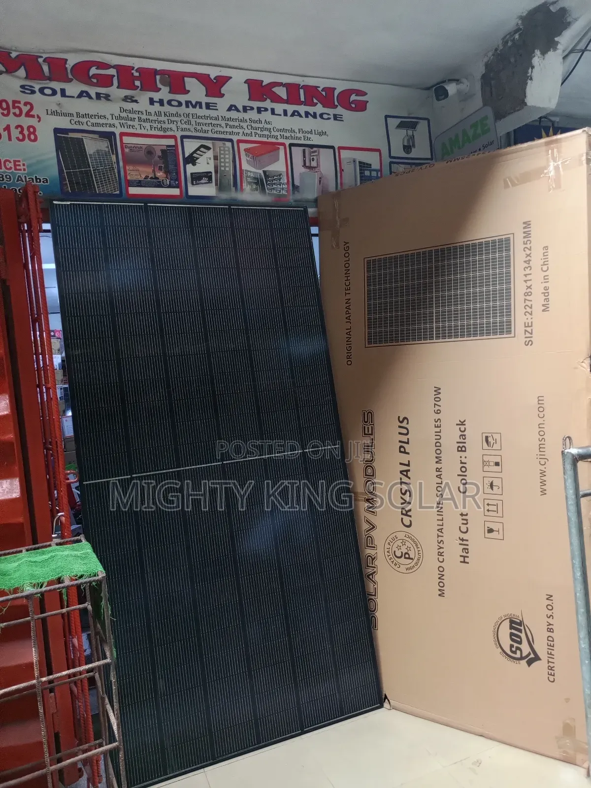 670 Watts Crystal Plus New Black