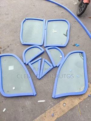 High Quality Certified New Side Door Glass Bentley Bentayga 2018-2026