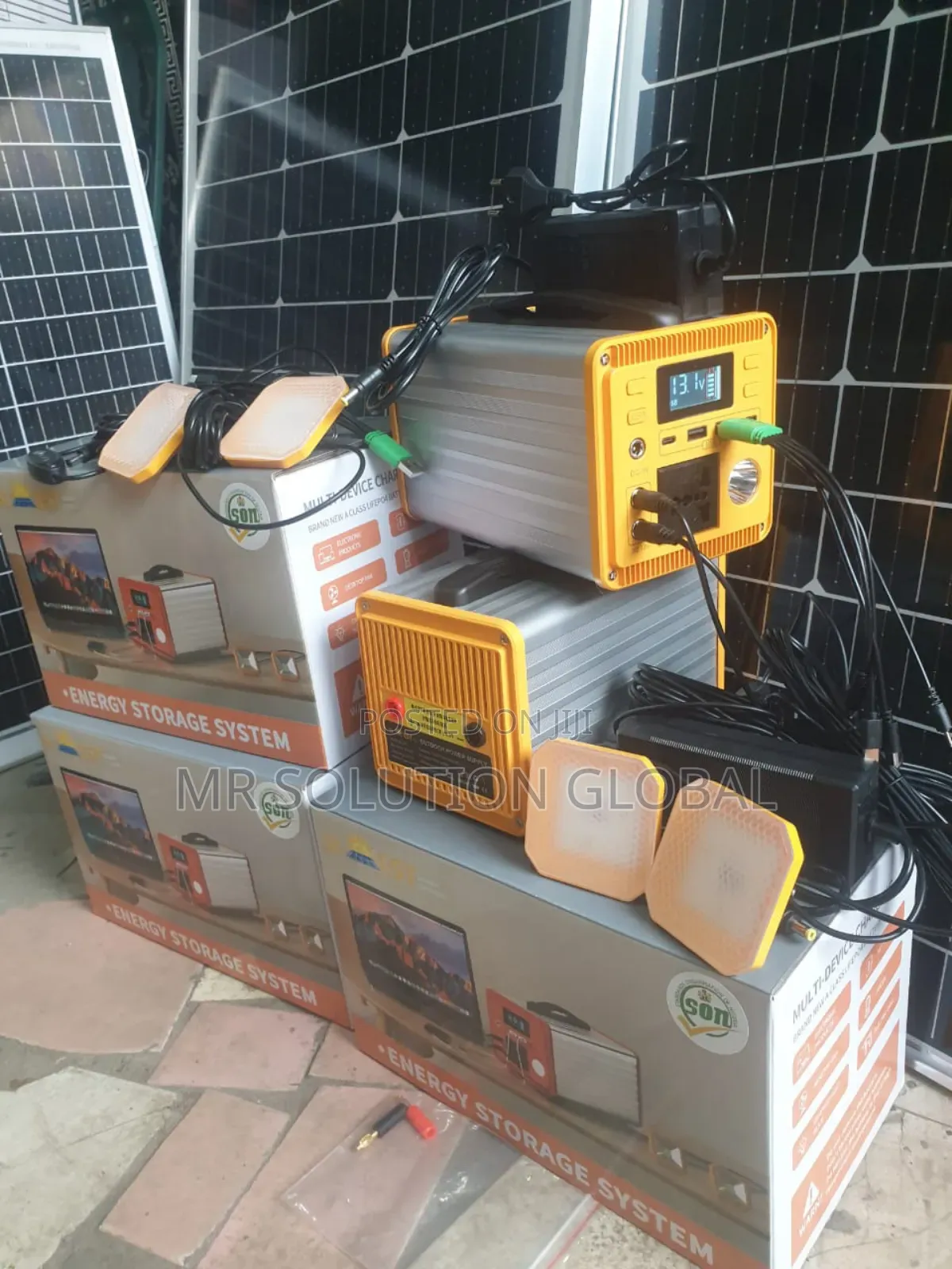 300w Solar Generator With 50w Solar Panel and 2 Bulb