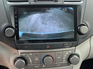 Toyota Highlander SE 2012 Silver