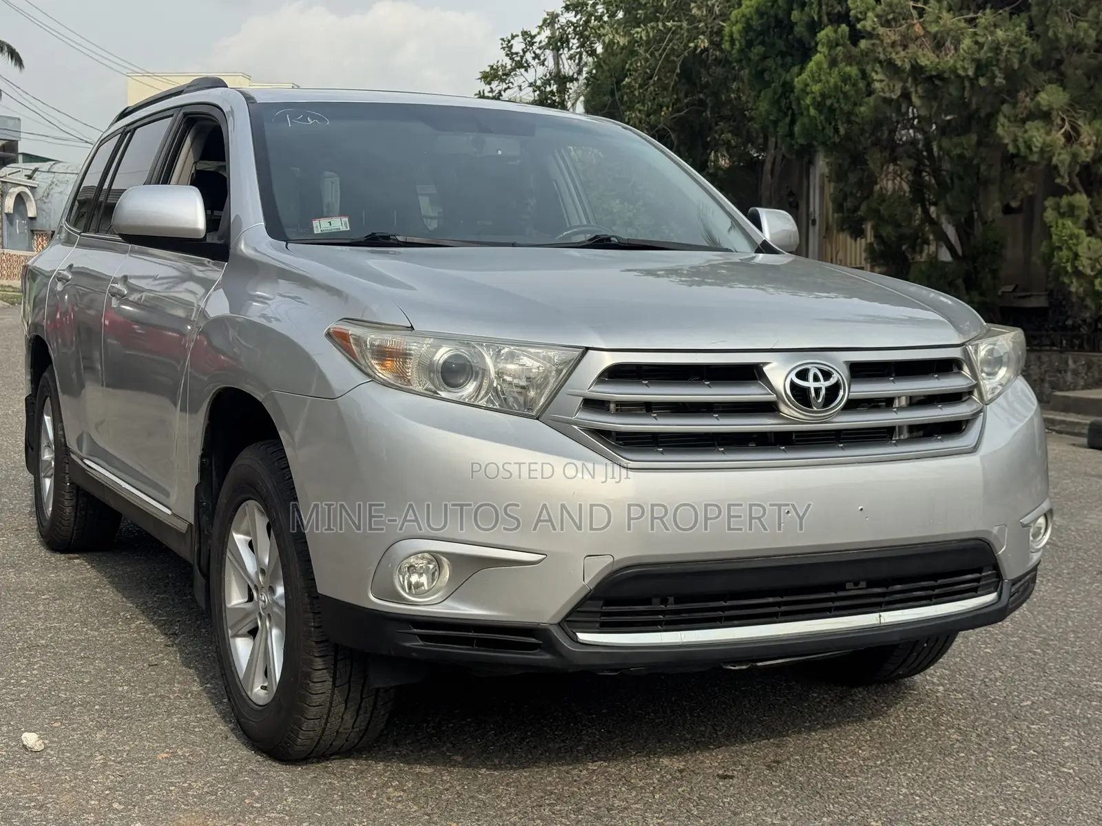 Toyota Highlander SE 2012 Silver
