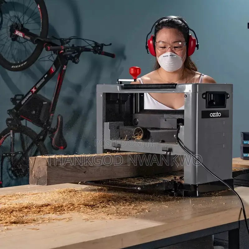 Ozito 2000w 330mm Corded Planer Thicknesser Opt-2033