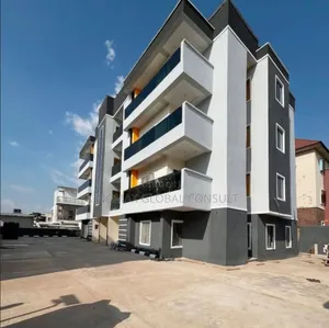 3bdrm Apartment in Wuye Abuja for sale