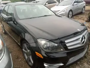 Mercedes-Benz C250 2014 Black