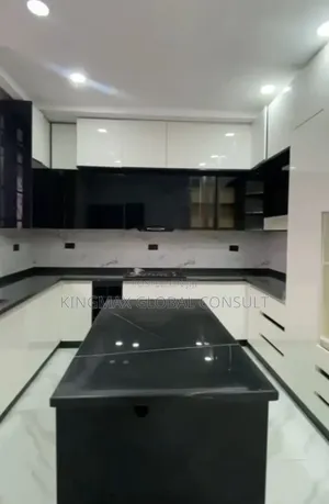 3bdrm Block of Flats in Maitama Abuja for rent
