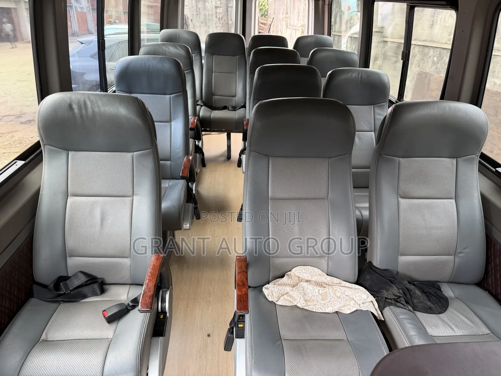 Mercedes-Benz Sprinter 2012 Silver