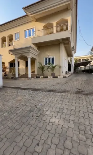 5bdrm Duplex in Maitama Abuja for rent