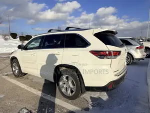 Toyota Highlander Limited V6 4x4 (3.5L 6cyl 6A) 2016 White
