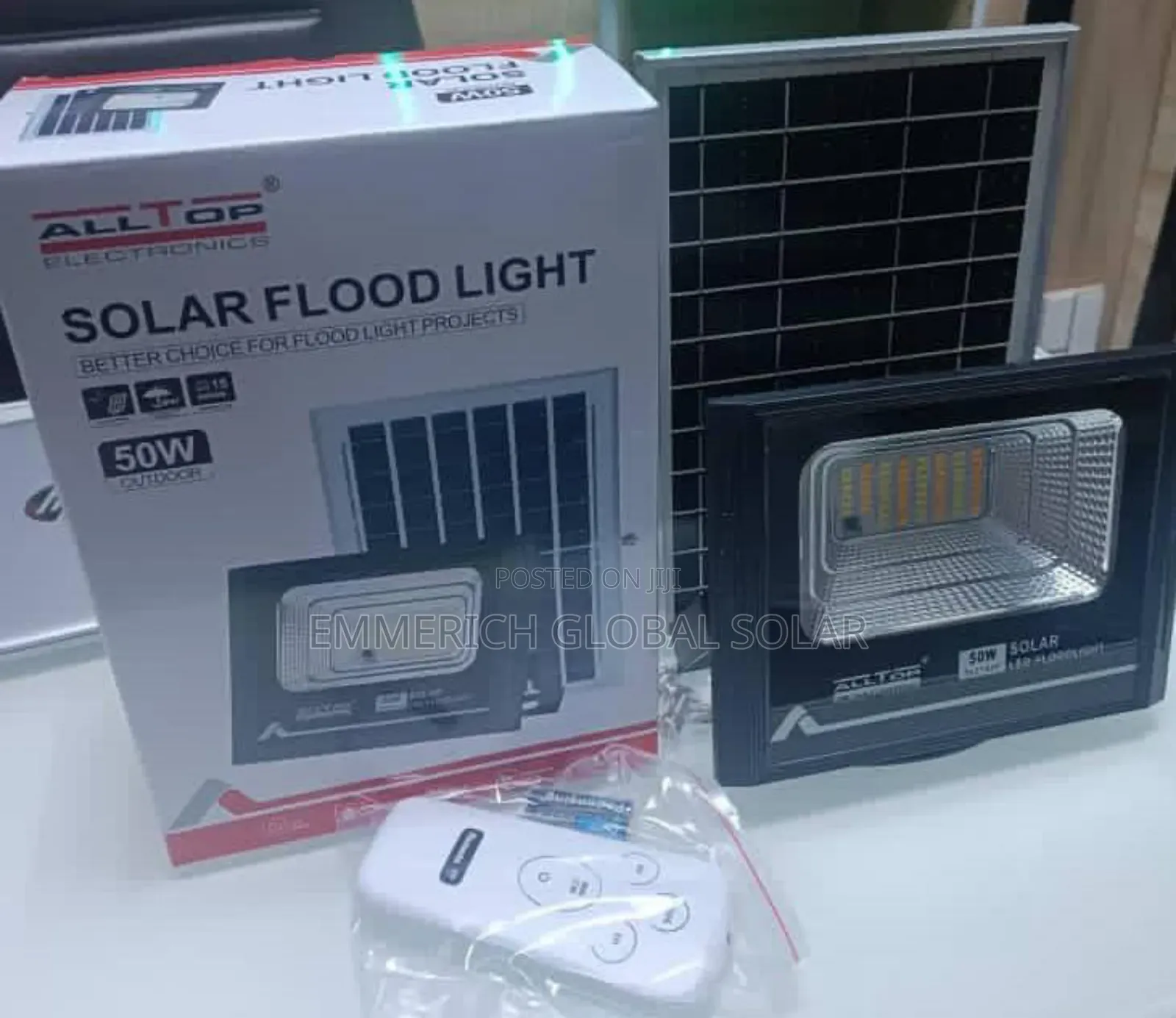 50watts Solar Flood Light With Panel and 4 Added Lighting View