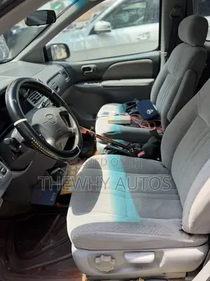 Toyota Sienna CE 2001 Green