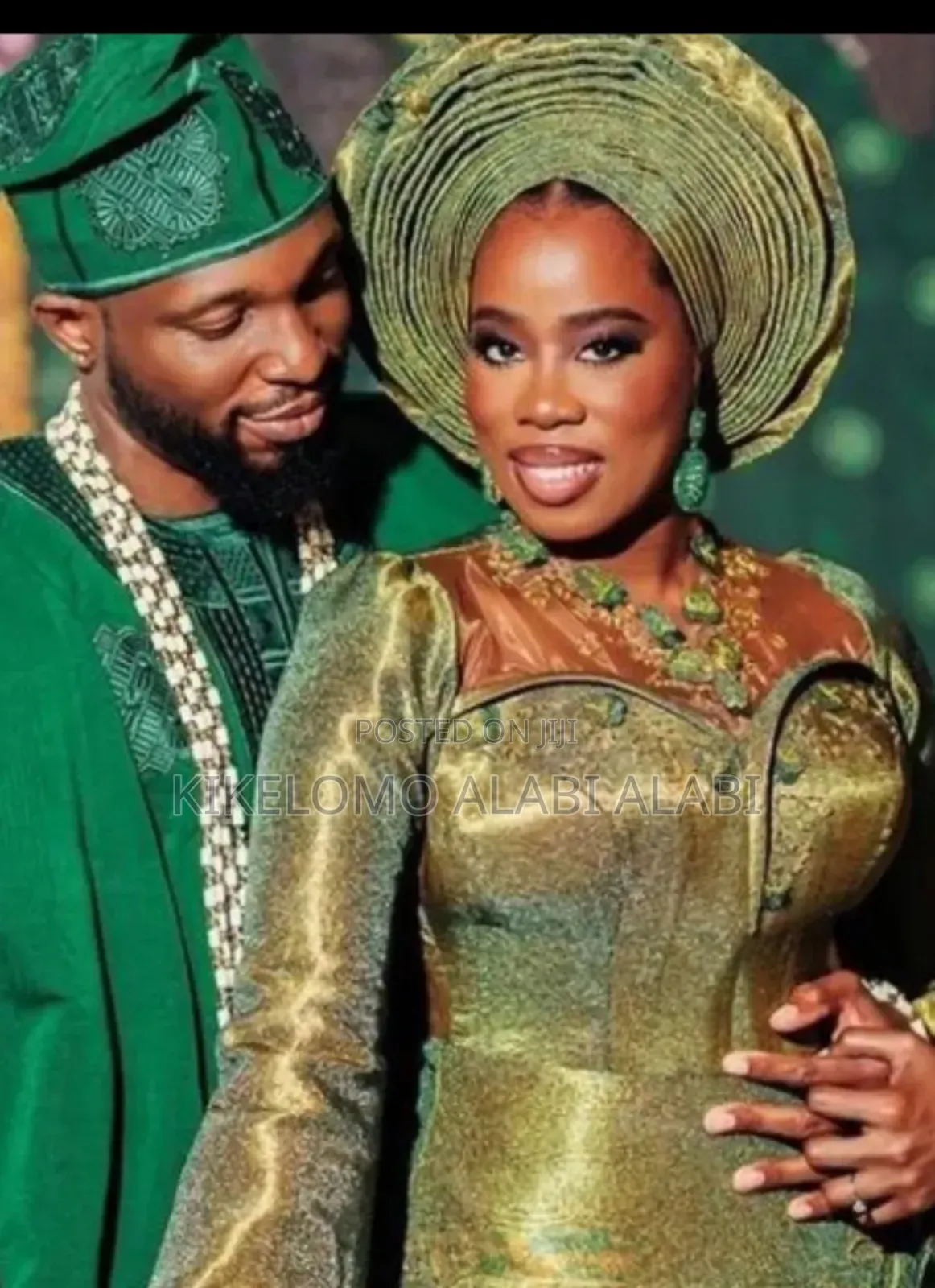 Aso Oke in Loom and Bundle