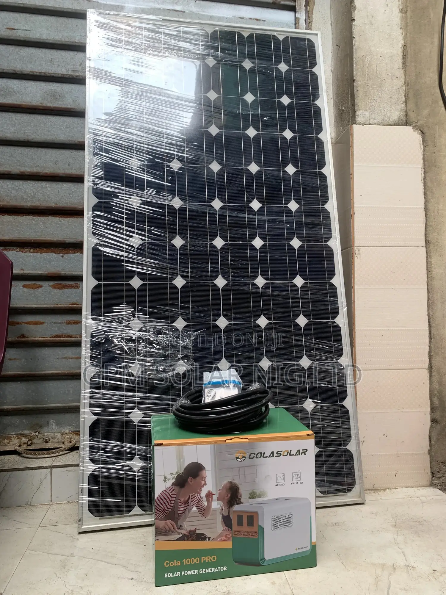 1kwh Solar Generator With Panel and Csolar Cable (Complete Set)