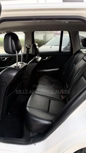Mercedes-Benz GLK-Class Base GLK 350 4dr 4x2 (3.5L 6cyl 7A) 2015 White