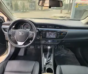 Toyota Corolla LE Eco Premium 4dr Sedan (1.8L 4cyl CVT) 2014 White