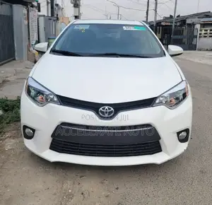 Toyota Corolla LE Eco Premium 4dr Sedan (1.8L 4cyl CVT) 2014 White