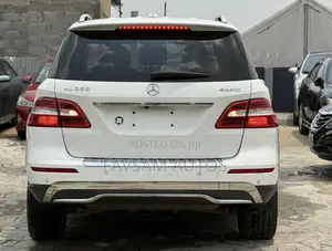 Mercedes-Benz M Class ML350 4MATIC 4dr SUV AWD (3.5L 6cyl 7A) 2015 White