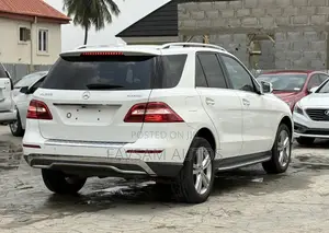 Mercedes-Benz M Class ML350 4MATIC 4dr SUV AWD (3.5L 6cyl 7A) 2015 White