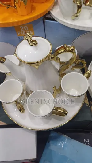 Luxury 8pcs Teacup Set With Matching Jug