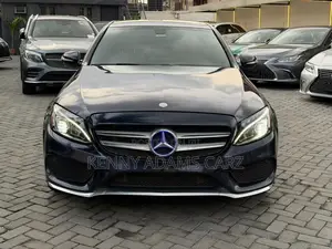 Mercedes-Benz C300 2015 Blue