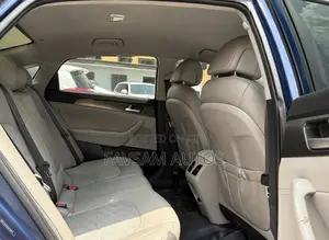 Hyundai Sonata Limited Sedan FWD (2.4L 4cyl 6A) 2016 Blue