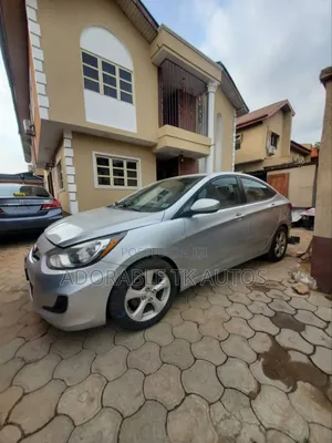 Hyundai Accent GLS 2012 Silver