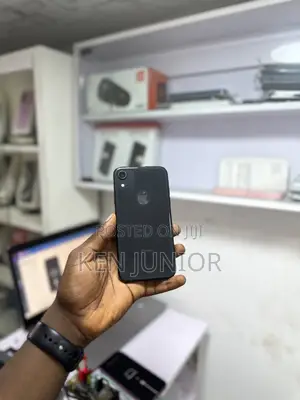 Apple iPhone XR 64 GB Black