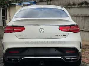 Mercedes-Benz GLE-Class AMG GLE 63 4MATIC 2016 White