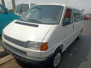 Volkswagen Transporter 2002 White