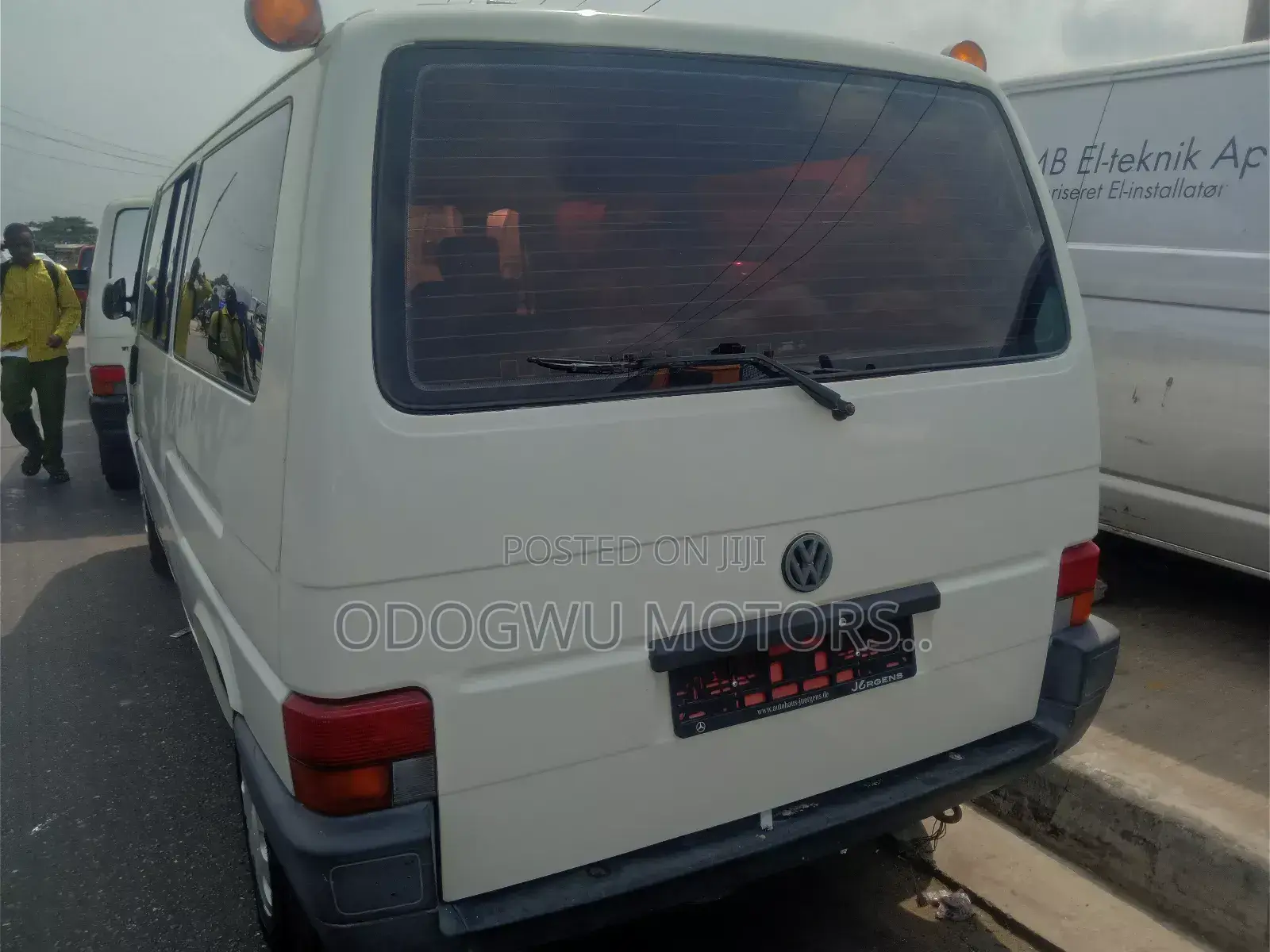 Volkswagen Transporter 2002 White