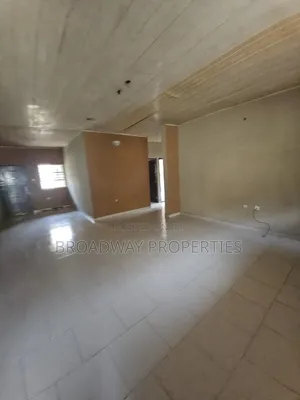3bdrm Apartment in Magodo Phase1 for rent