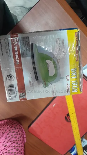 Qasa Dry Iron