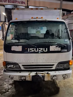 Fairly Used 2005 Isuzu Truck
