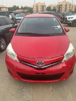 Toyota Yaris L Hatchback 3dr 2014 Red