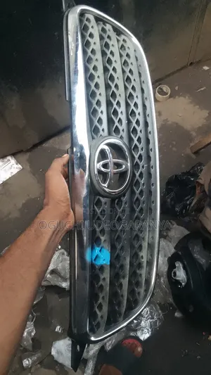 Front Grille for Toyota Corolla 2006