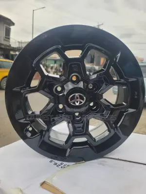 17inch Rim Toyota Hilux
