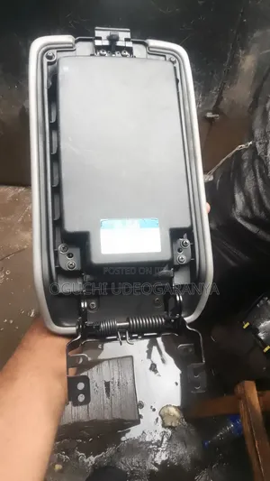 Armless for Toyota Camry 2004