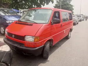 Volkswagen Transporter 2004 Red