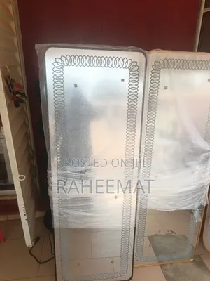 Mirror With Light