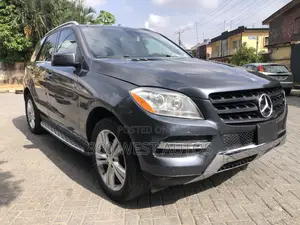 Mercedes-Benz M Class ML350 4dr SUV (3.5L 6cyl 7A) 2014 Gray