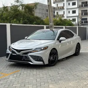 Toyota Camry XSE 2023 White