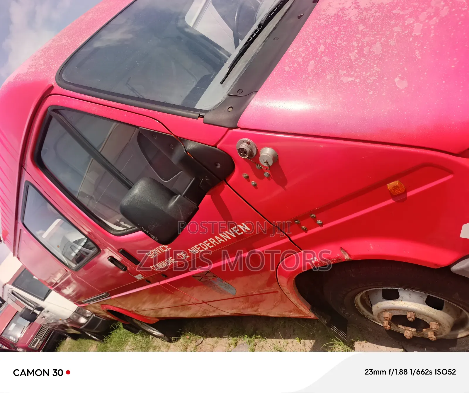 Ford Transit 2000 Red