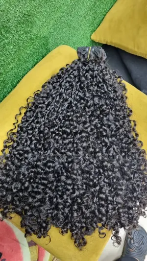 22" SDD Pixie Curl Wig With 5by5 Closure